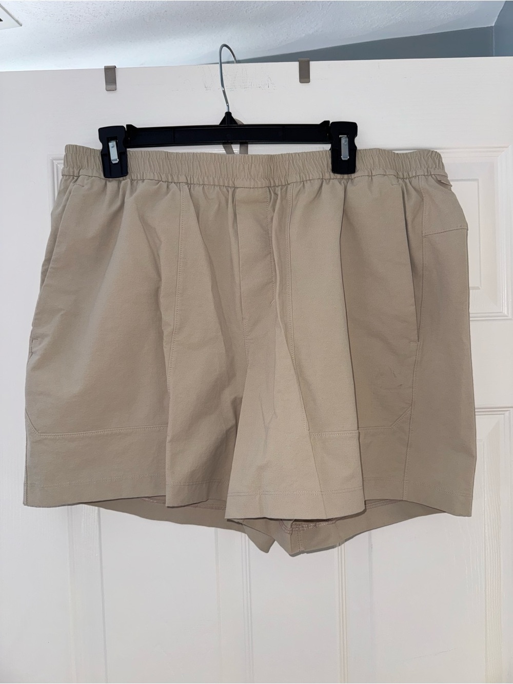 Lululemon Bowline Stretch Shorts 8” Men’s XL